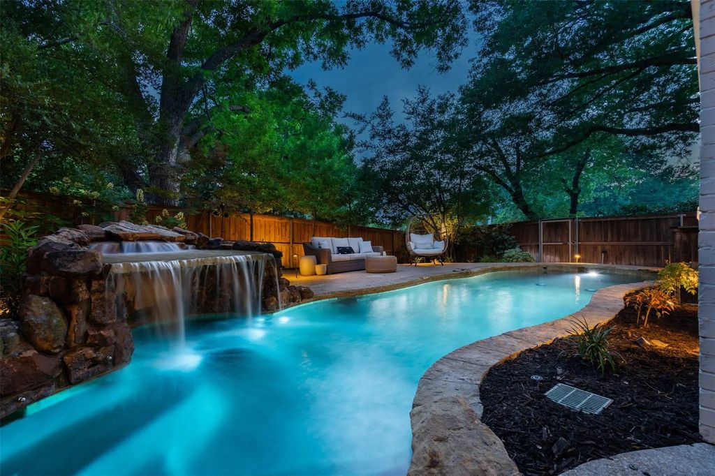 4551 Westridge Avenue, Fort Worth