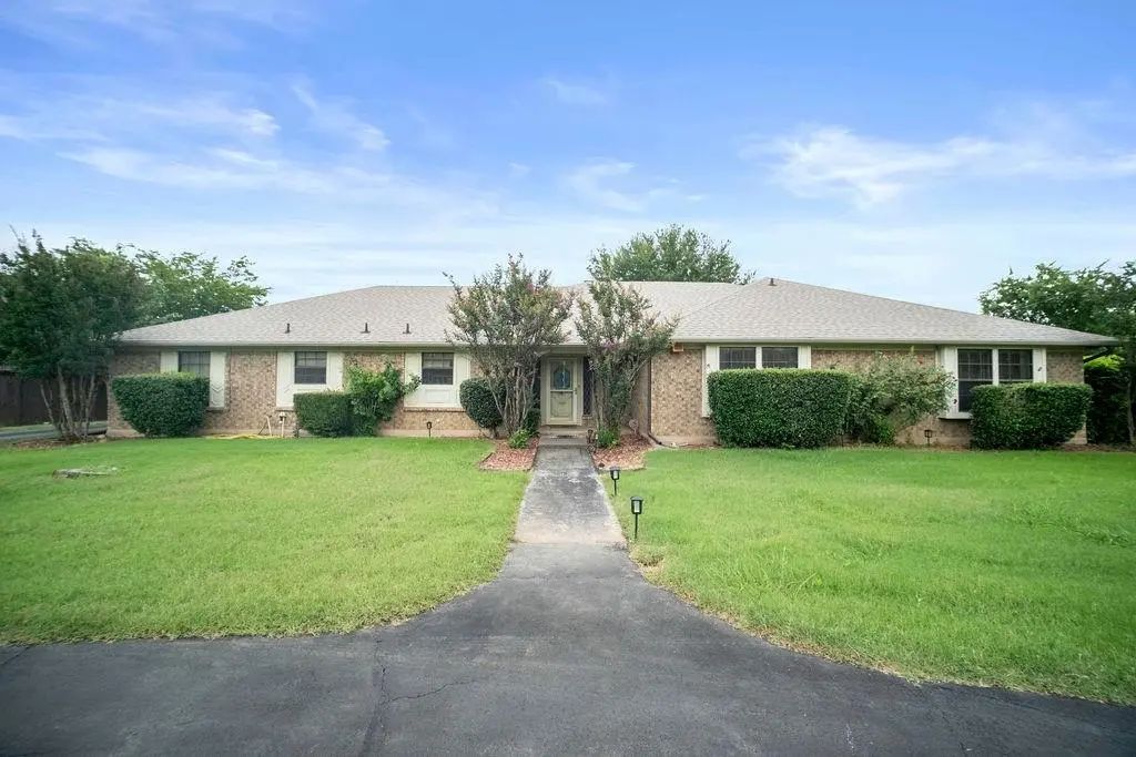 6939 Calender Road, Arlington