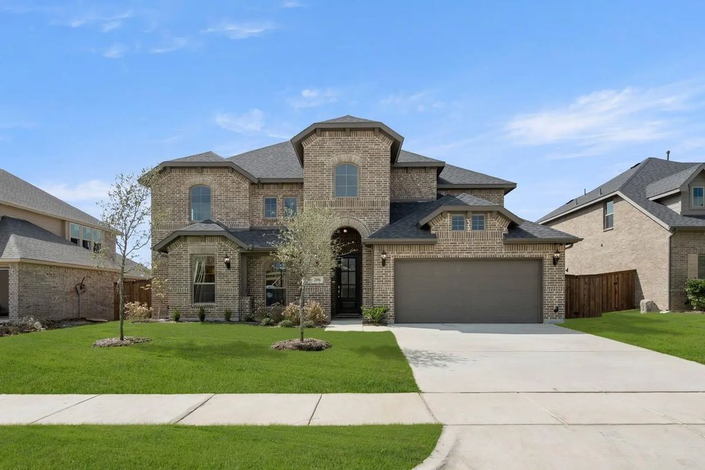 2106 Redding Drive, Mansfield