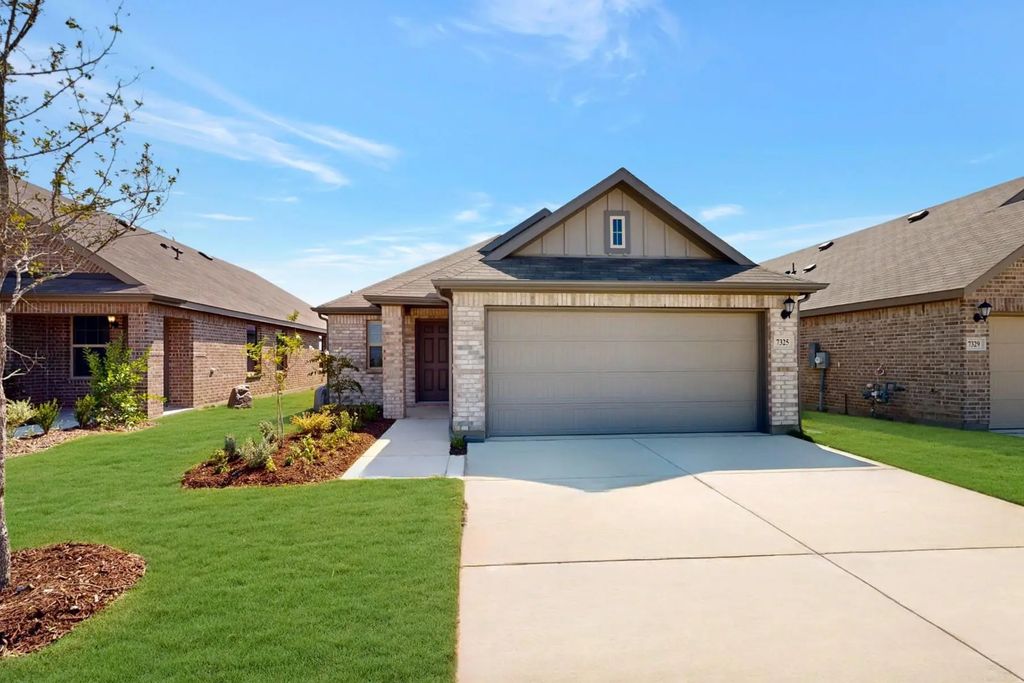 7325 Spicebush Drive, Denton
