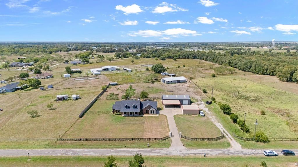 9505 Timber Trail, Scurry