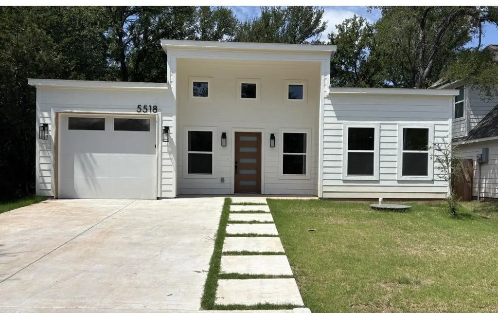 5518 Cold Water Trail, Granbury