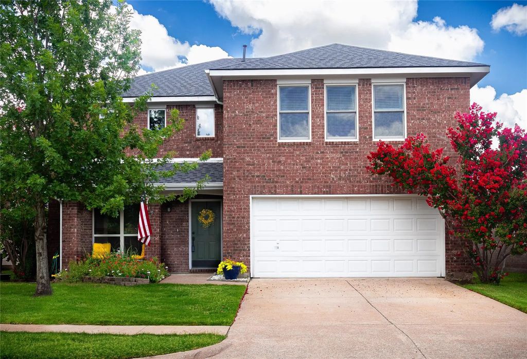 206 Grassy Creek Drive, Wylie
