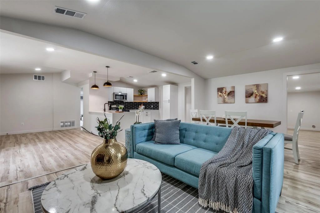 122 Wallace Drive, Garland