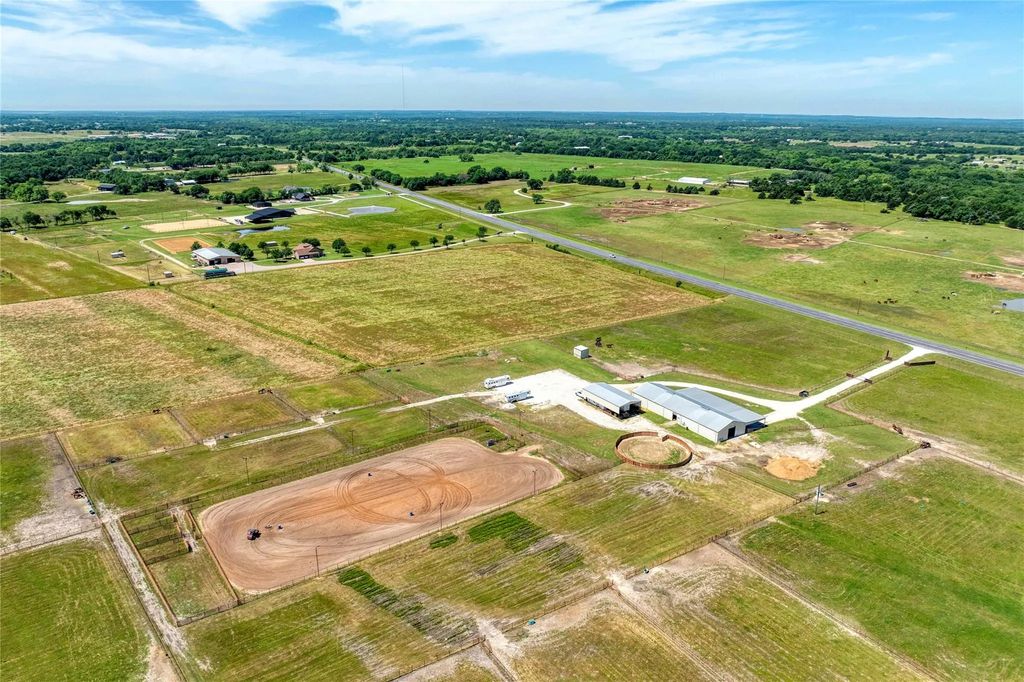 15084 Us Highway 377, Whitesboro