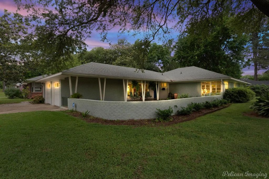 402 Monrovia Street, Shreveport