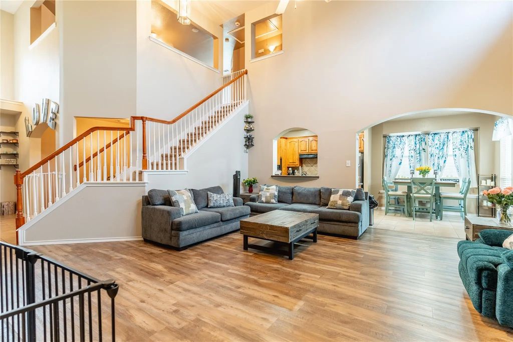 6500 Fannin Farm Way, Arlington