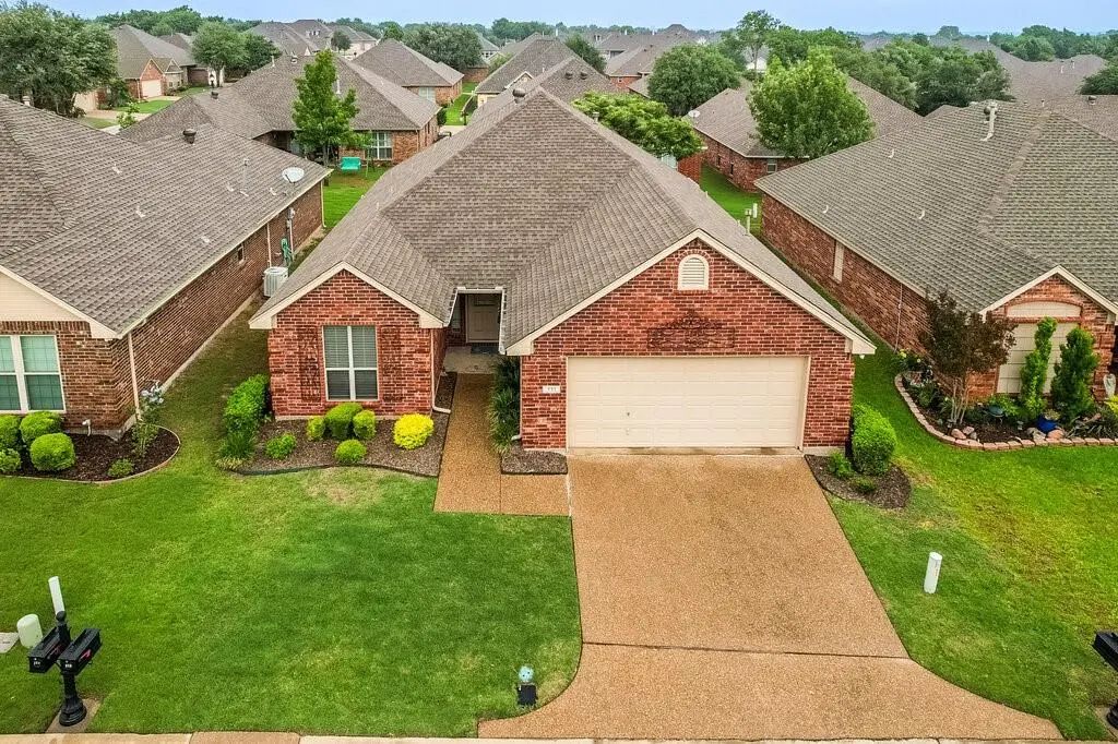 131 Crestridge Drive, Cedar Hill