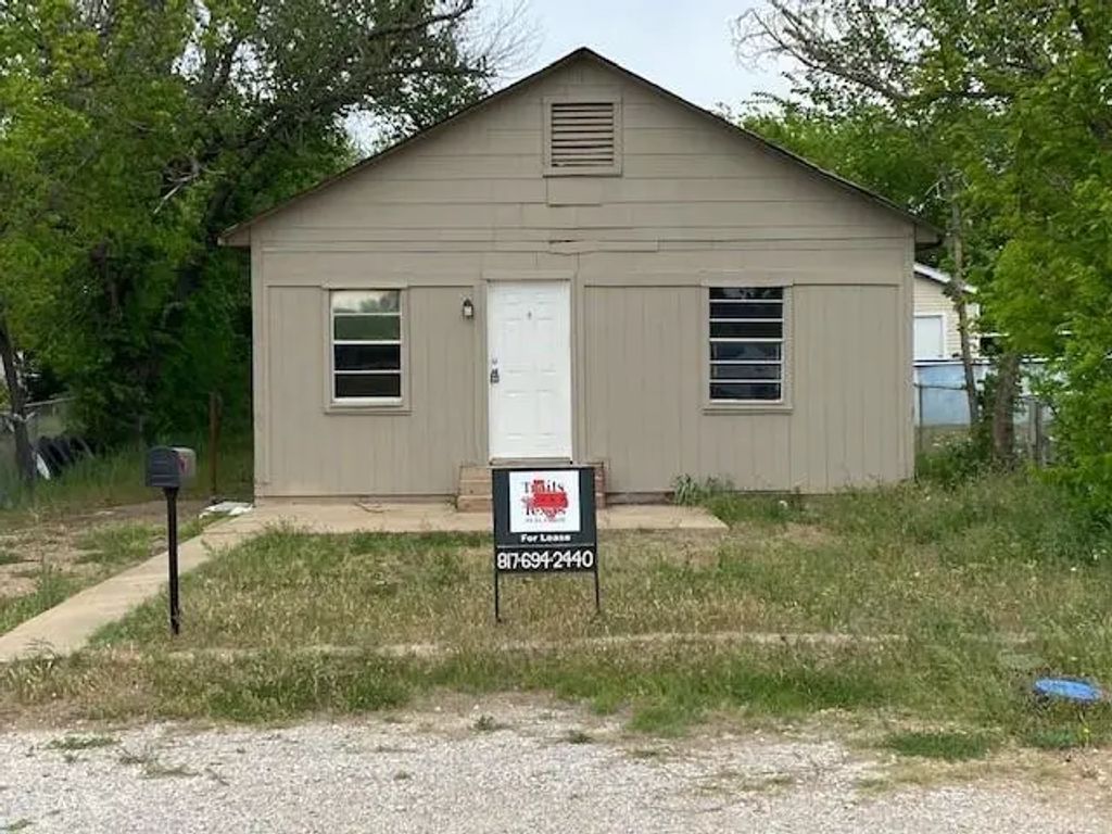 1307 8 1/2 Street, Mineral Wells