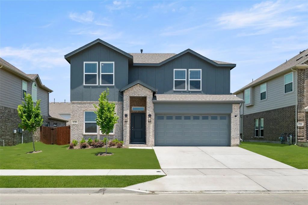 6728 Rockshire, Fort Worth