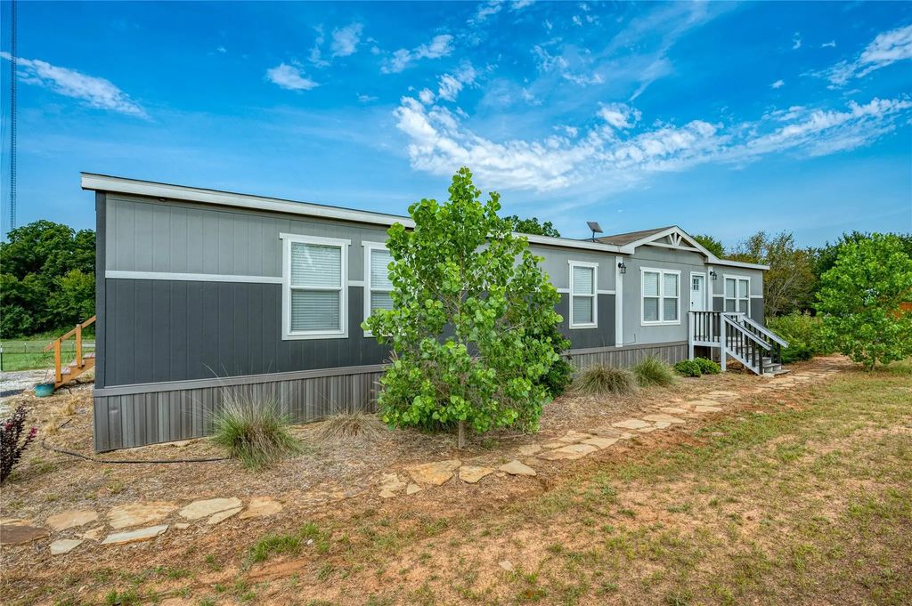 465 Hidden Hollow, Gainesville