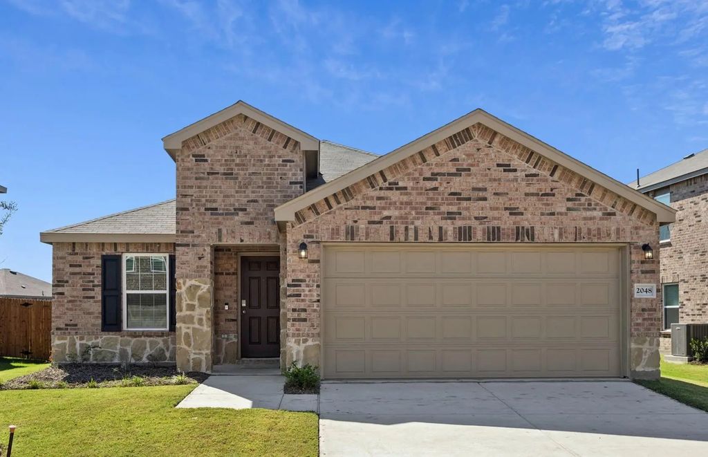 2048 Pleasant Knoll Circle, Forney