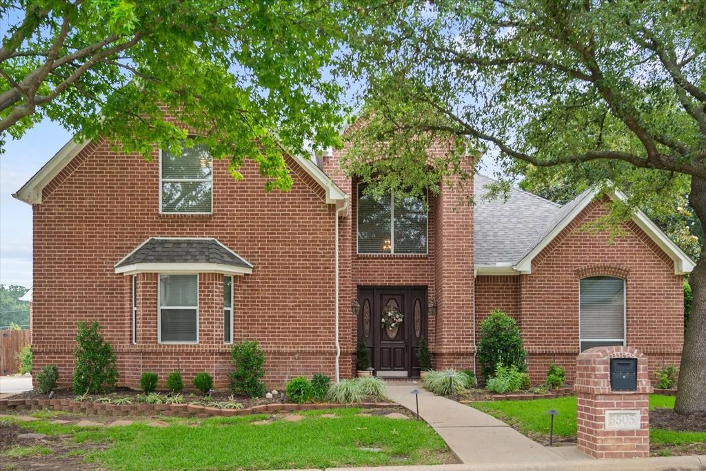 5505 Moorewood Drive, Arlington