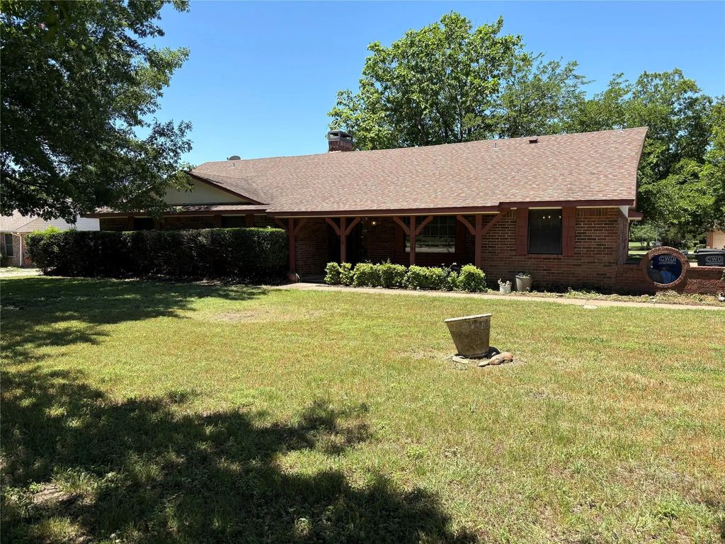 327 Shadowwood Trail, Ovilla