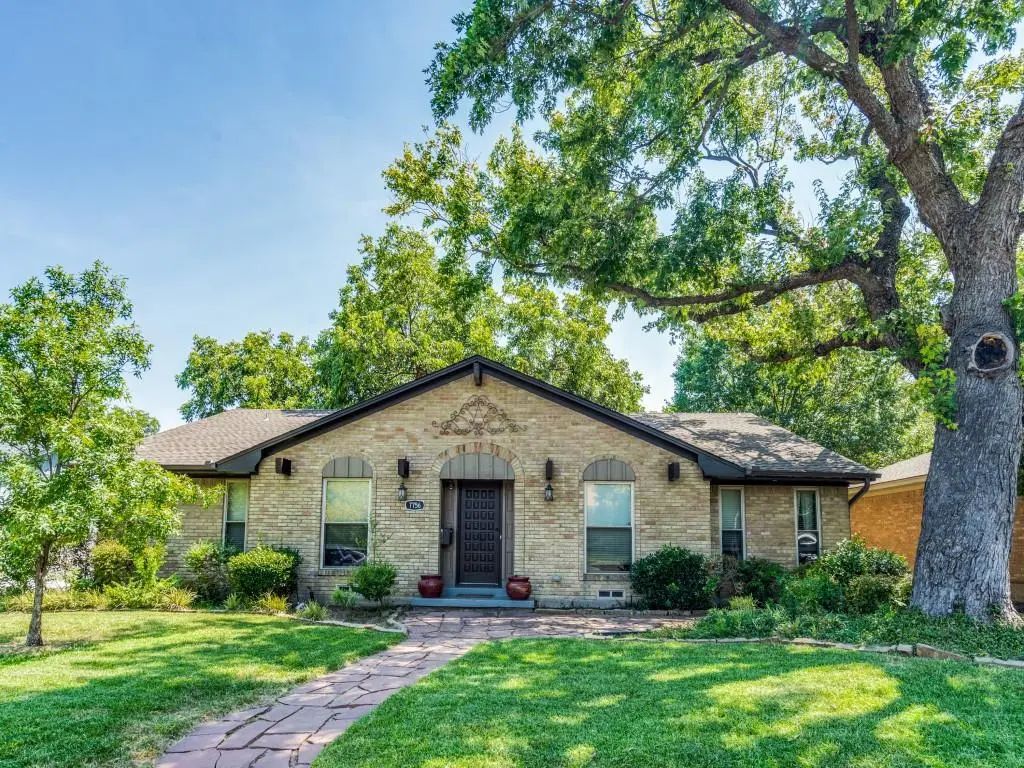 7756 La Verdura Drive, Dallas