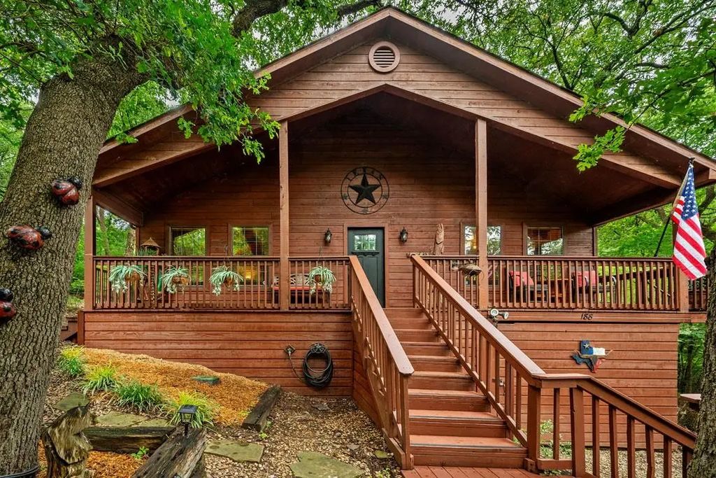 188 Hacienda, Pottsboro