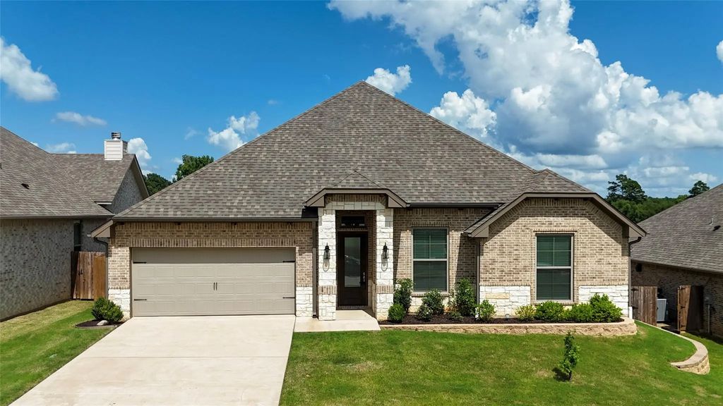 9031 Teal Flight Way, Tyler