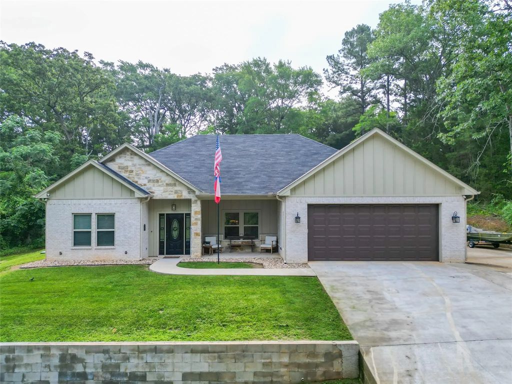 17294 Hidden Valley Lane, Flint