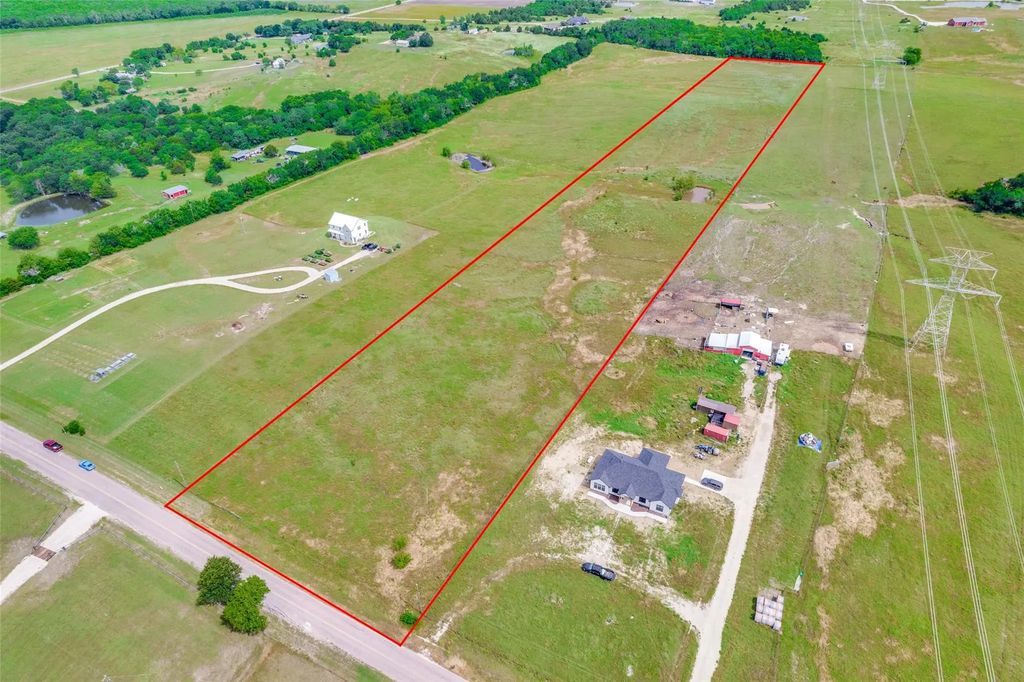 5566 County Road 662, Farmersville