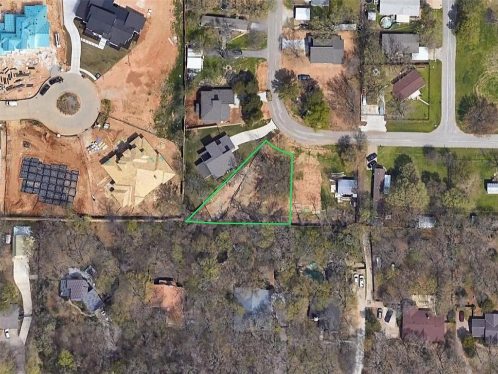 1744 Highland Drive W, Keller