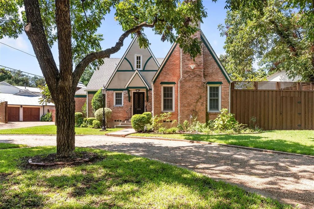 1215 N Oak Cliff Boulevard, Dallas