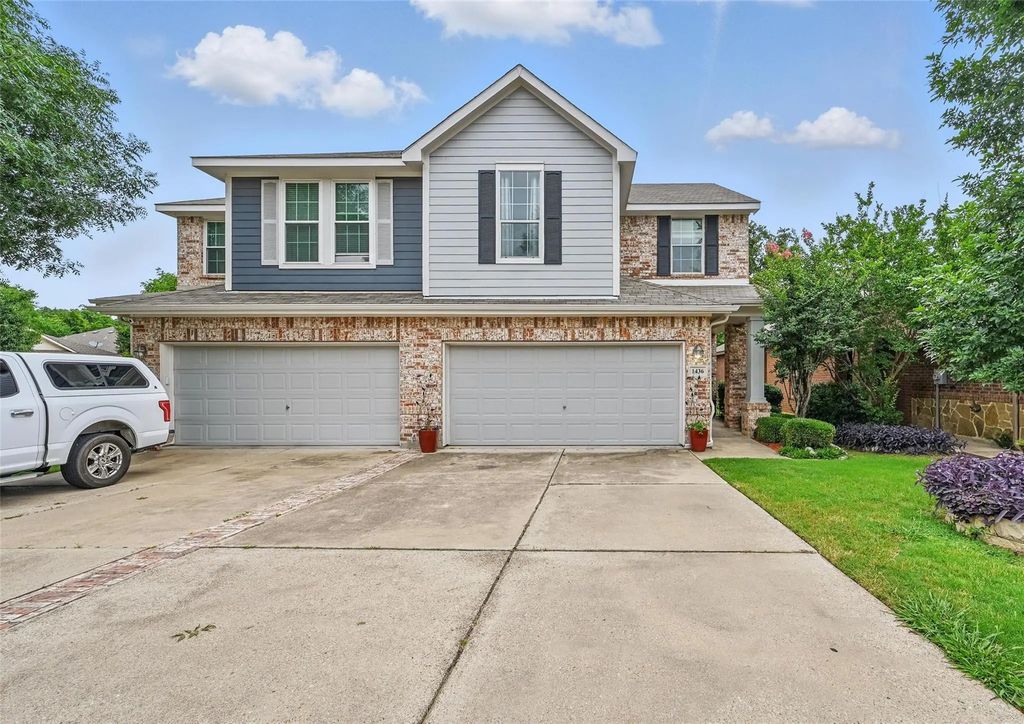 1436 Ravenwood Drive, Mansfield