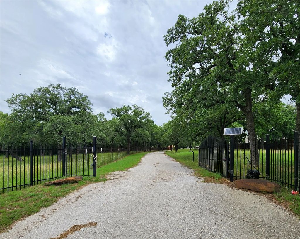 2101 Fm 2181, Corinth