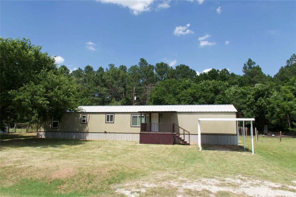 8805 Mid Haven Circle, Granbury