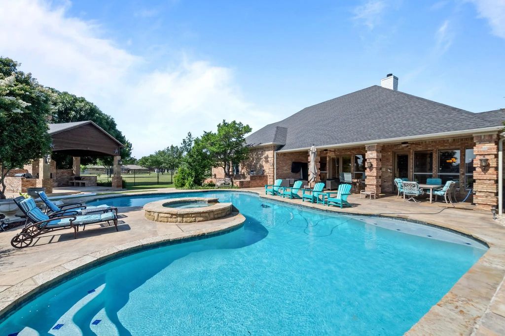 13600 Willow Springs Road, Haslet