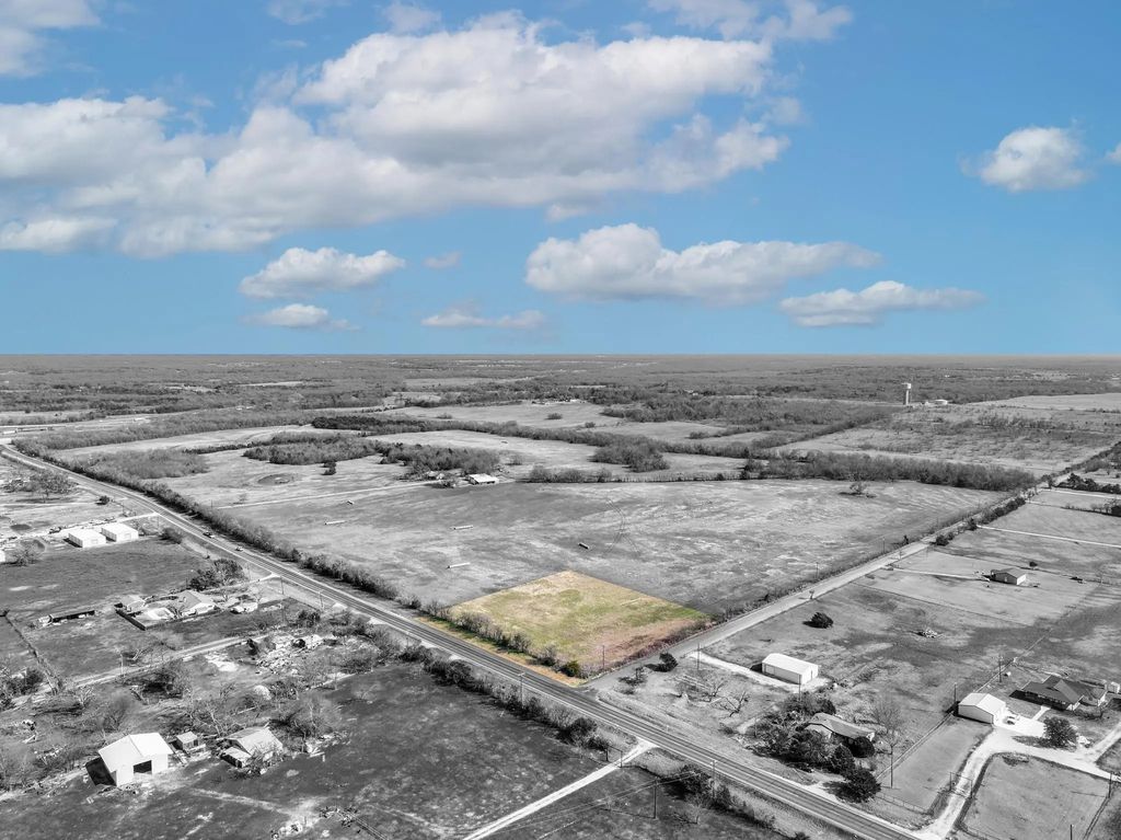 Fm-2728, Terrell