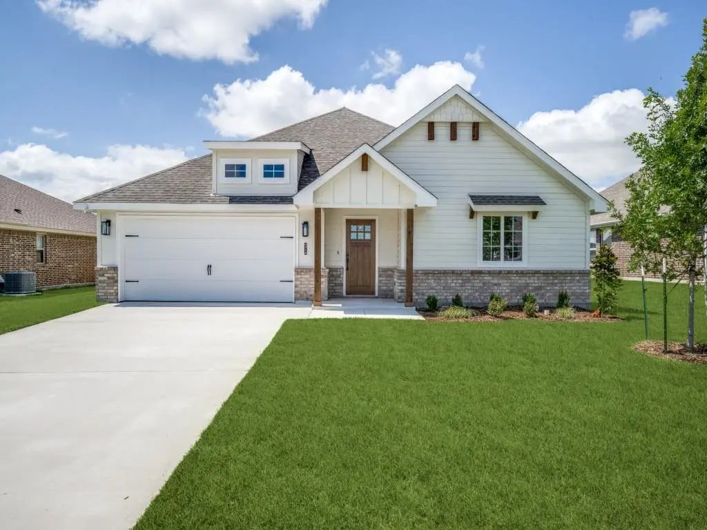 4712 Elite Drive, Sanger