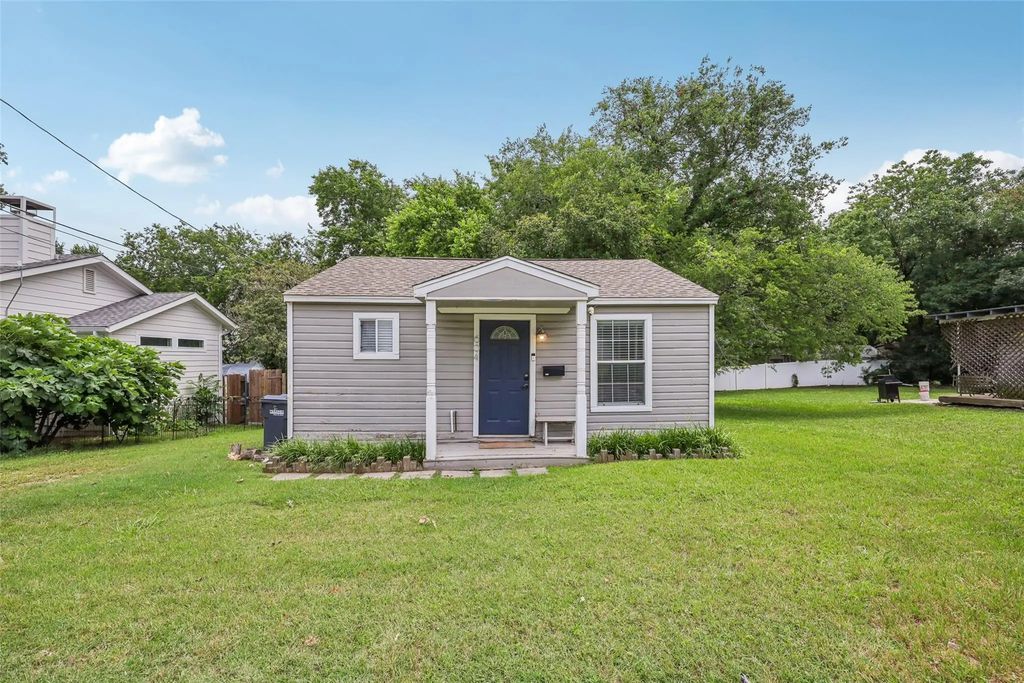 604 N Benge Street, McKinney