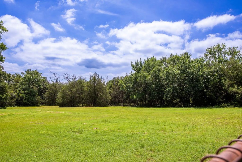 6837 Roberts Lane, Fort Worth