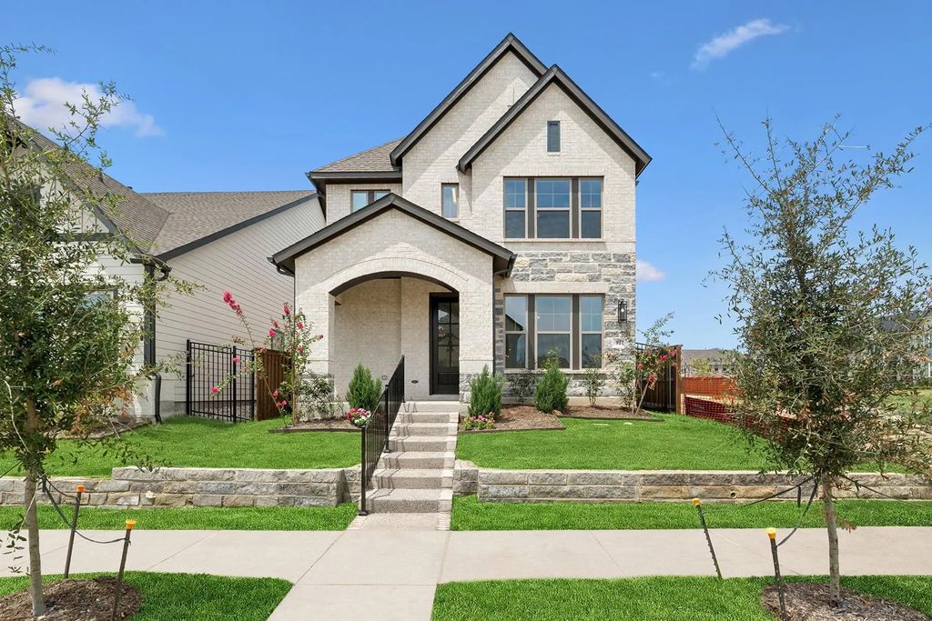 917 Almond Blossom Circle, Crowley