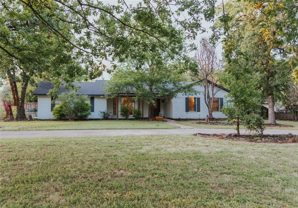 312 Perkins Road, Krugerville