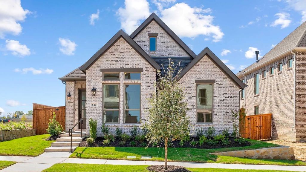 521 Callum Parkway, Celina