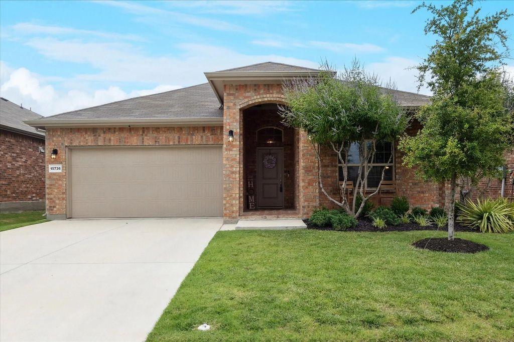 15736 Redgrave Drive, Fort Worth