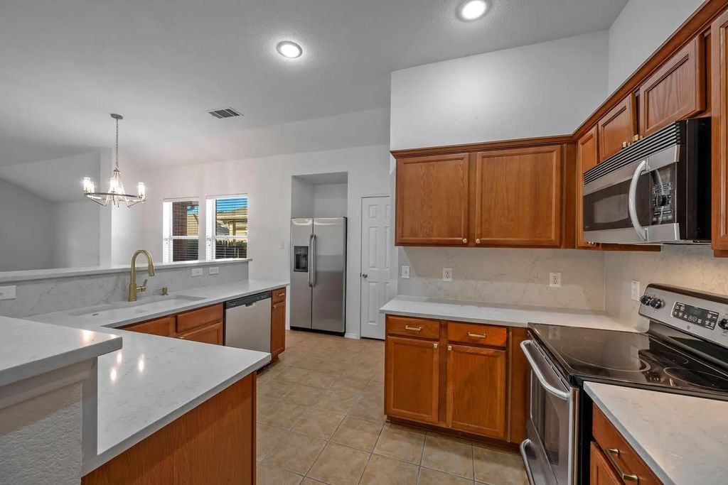 1434 Sparrow Drive, Little Elm