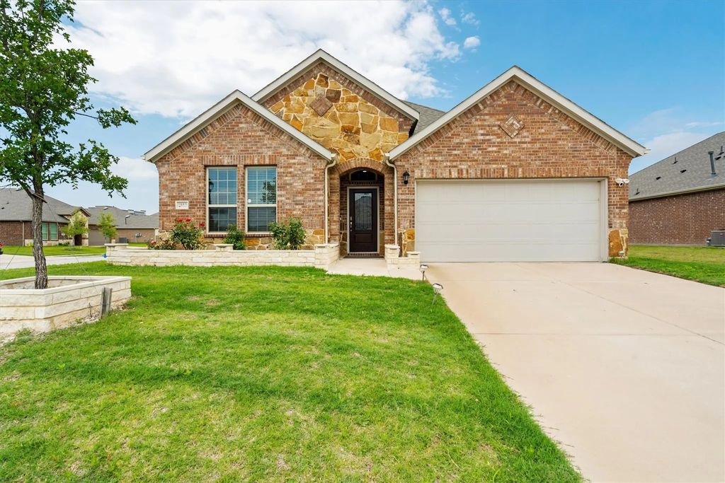 2812 Lilly Lane, Anna