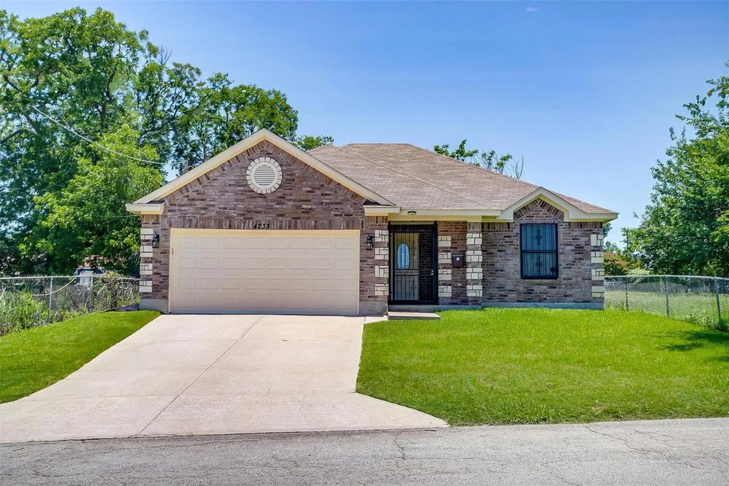 4233 Lubbock Avenue, Fort Worth