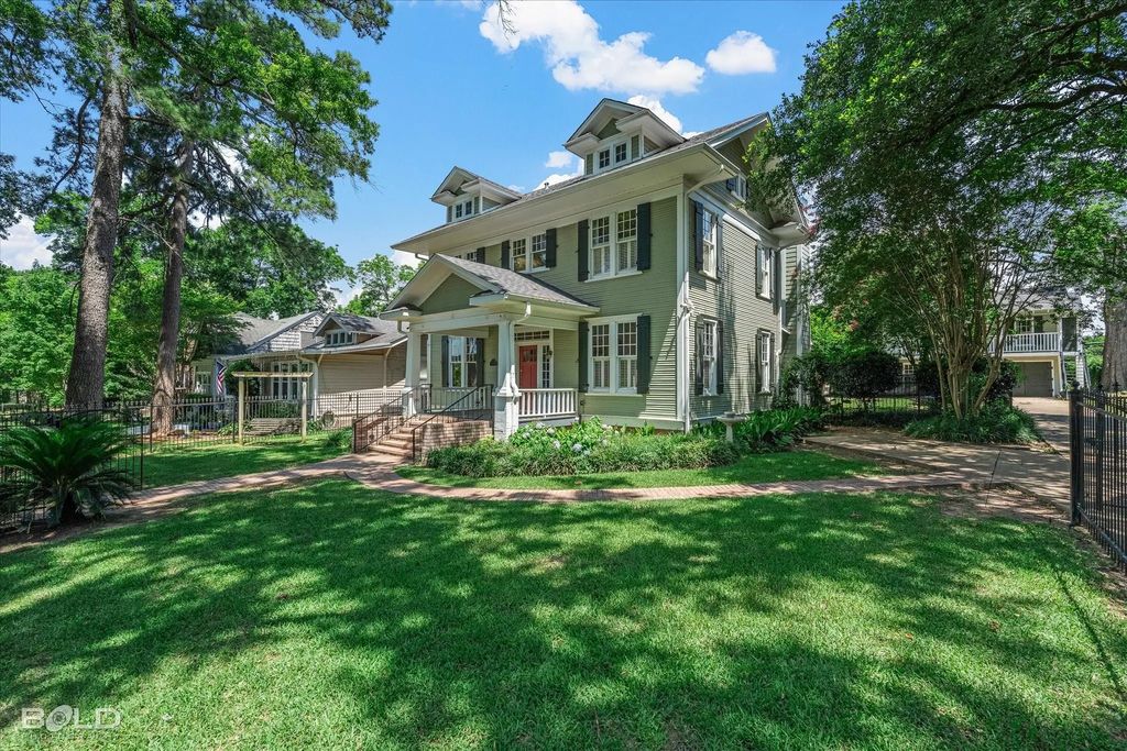 836 Jefferson Place, Shreveport