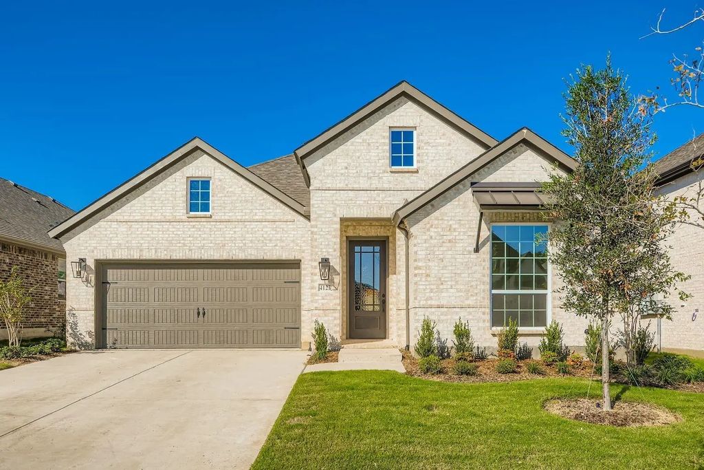 4123 Windy Point Road, Oak Point