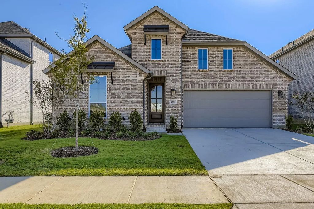 4210 Windy Point Road, Oak Point