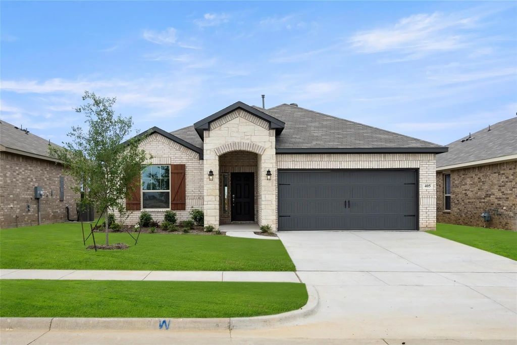 405 Choctaw Drive, Cleburne