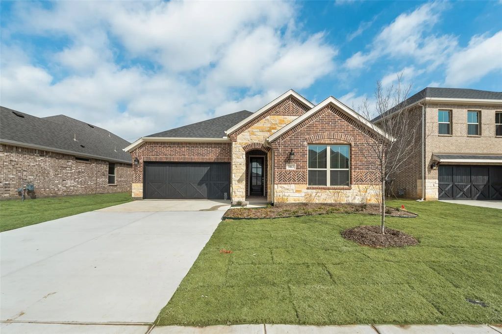 5813 Edward Drive, Celina