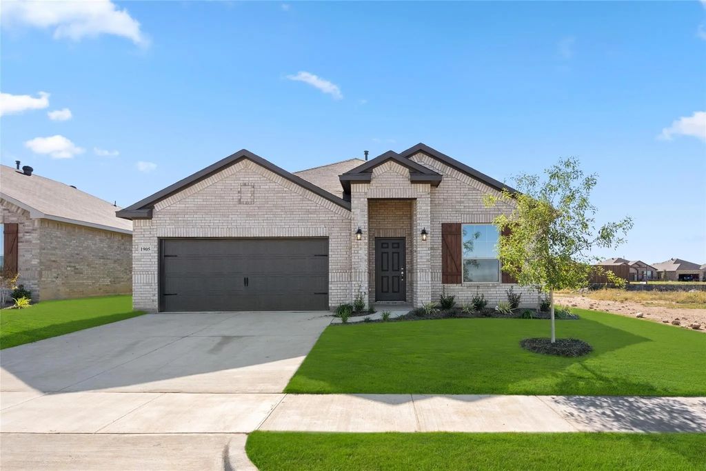 1905 Mohican Drive, Cleburne