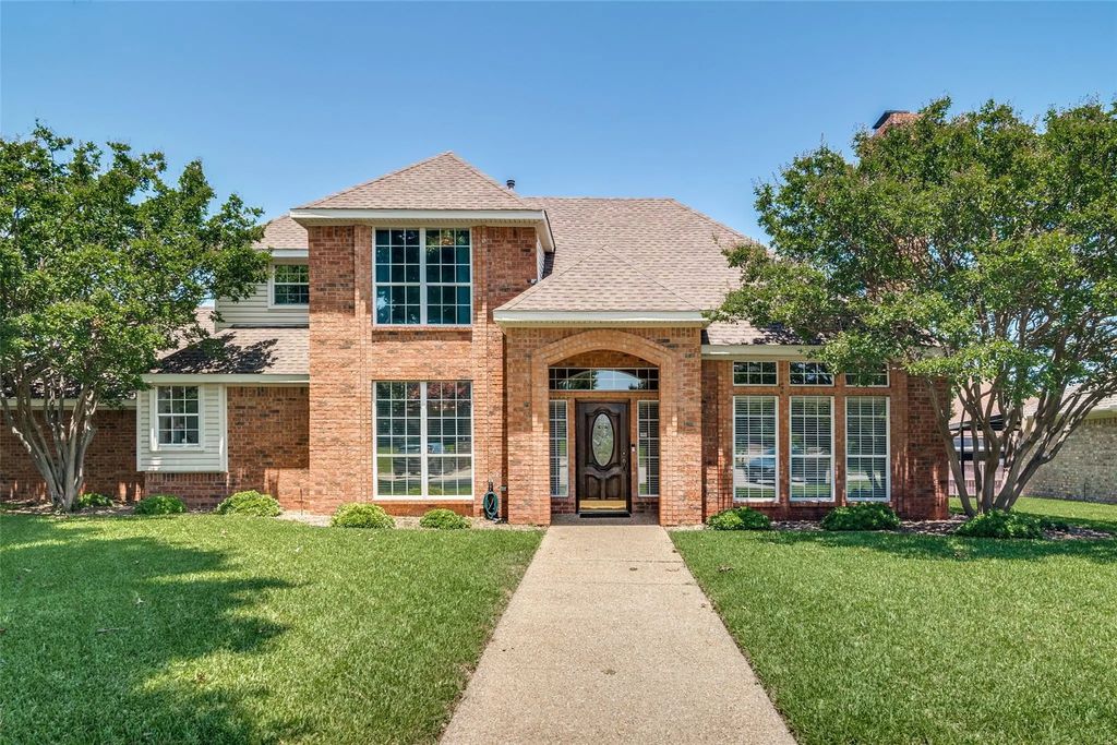 3709 Churchill Court, Plano