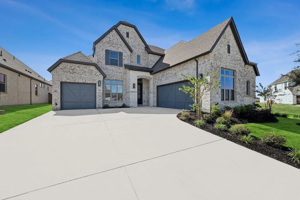 1939 Descent Lane, Rockwall