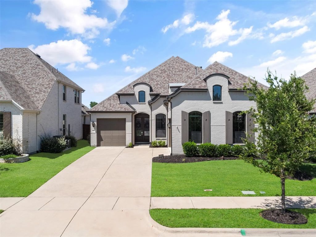 2901 Garrison Drive, Melissa
