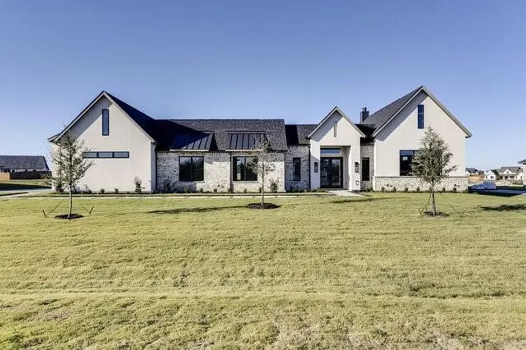 6241 Mcchesney, Midlothian